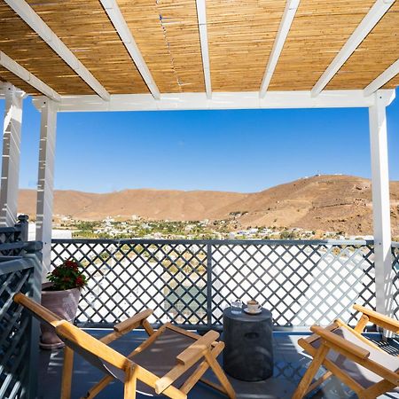 5 Traditional Suites Livadi  Buitenkant foto