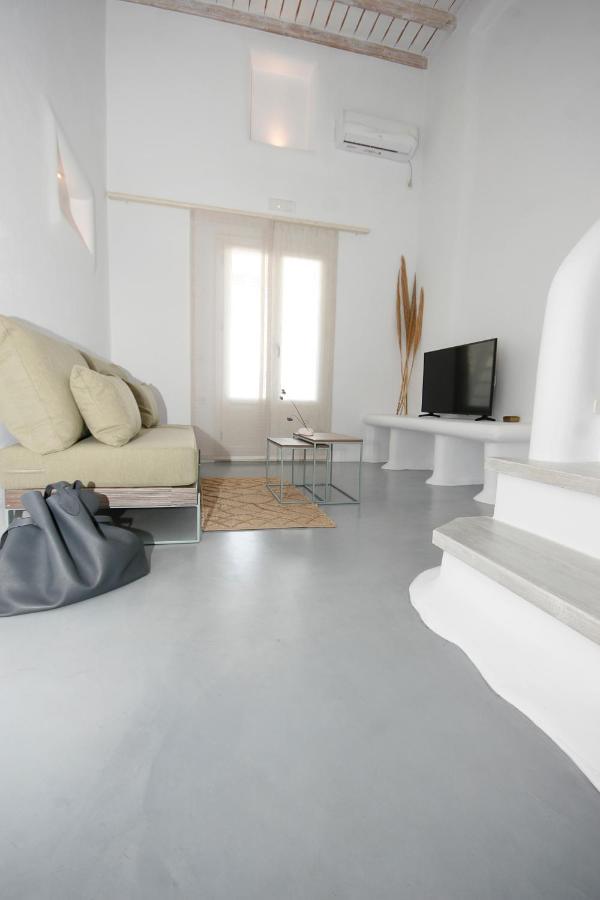 5 Traditional Suites Livadi  Buitenkant foto