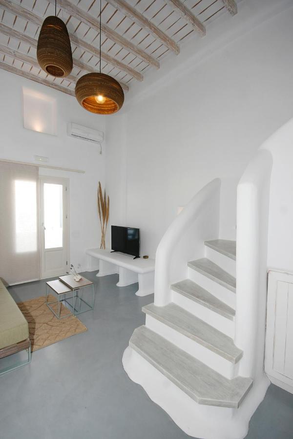 5 Traditional Suites Livadi  Buitenkant foto