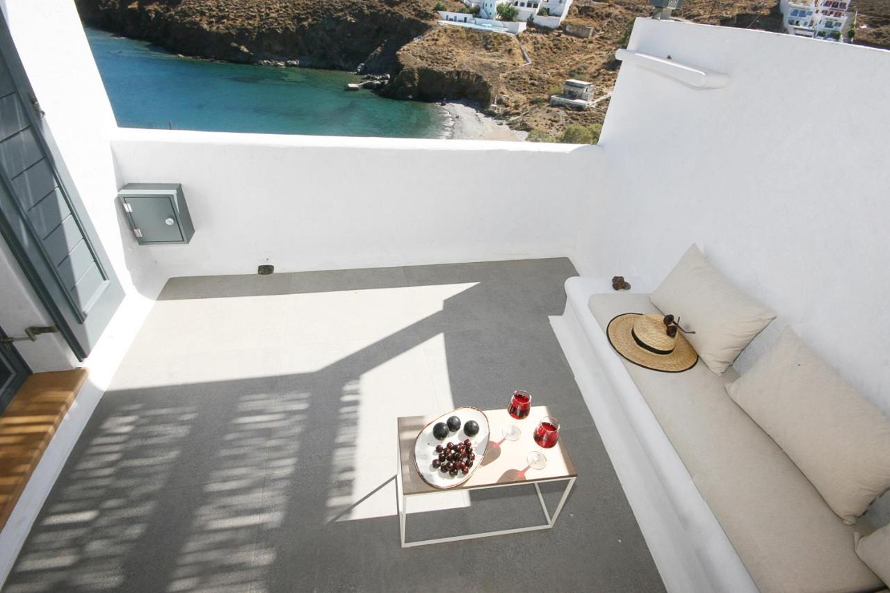 5 Traditional Suites Livadi  Buitenkant foto