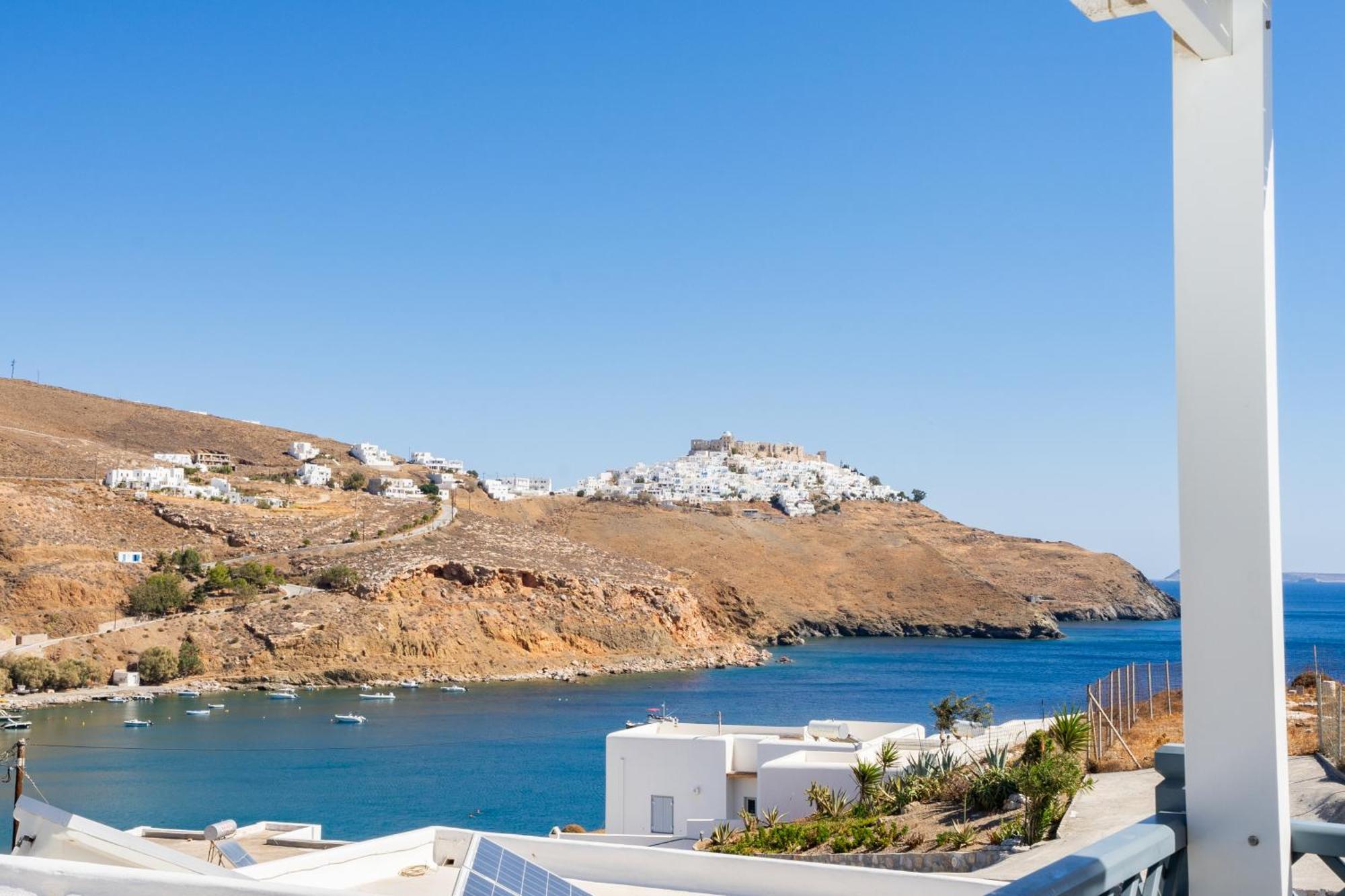5 Traditional Suites Livadi  Buitenkant foto